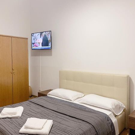Rm Guest House โรม ภายนอก รูปภาพ