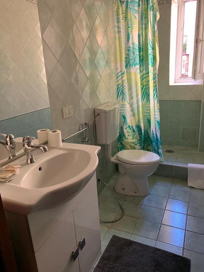 Rm Guest House โรม ภายนอก รูปภาพ